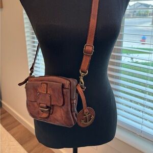 Womans crossbody bag